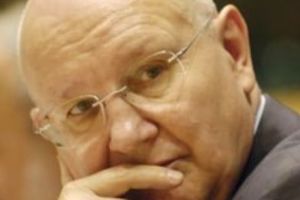 Șocant. Eurodeputatul PSD Ioan Mircea Paşcu vrea schimbarea Zilei Naţionale a României!