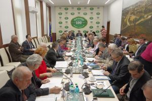 Preşcolarii şi elevii suceveni ar putea primi lapte şi corn în ultimele cinci zile de ...