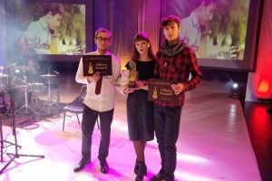 Un elev al Colegiului de Artă a câştigat Trofeul Festivalului de Folk „Chitara Dunării”