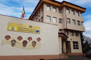 ”Profesor în centenar” – 100 de cadre didactice vor fi premiate de ISJ  Dâmboviţa