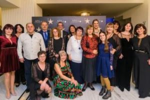 AFA Cluj a premiat 10 profesori la Balul Caritabil ”10 de 10”. S-au făcut donaţii de 30.000 de euro