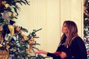 Melania Trump a început pregătirile pentru Crăciun la Casa Albă. Ce temă a ales în acest an şi de este atacată. Video în articol