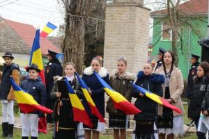 Ziua Naţională a României sărbătorită la Sărmaşu