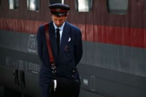 DEZASTRU pentru CĂLĂTORI! CFR anulează trenurile de 1 DECEMBRIE