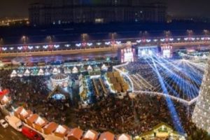 Când se aprind luminiţele în Capitală