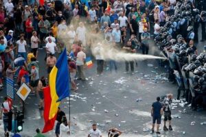 Ionuţ Simionca: Restrângerea dreptului la muncă, o pedeapsă aplicată Diasporei