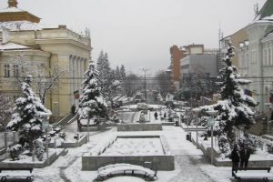 Avertizare ANM: Cod galben de ninsoare şi vânt în Valcea. Temperaturi scăzute în judet