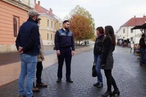 FOTO: Campanie informativ – preventivă pentru siguranţa cetăţenilor care vor participa la manifestările dedicate Zilei Naţionale