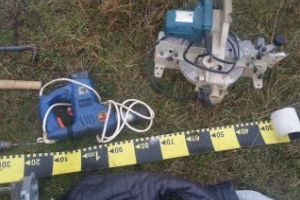 Au spart un atelier şi au furat unelte în valoare de 10.000 de lei