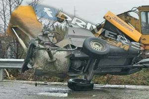FOTO. Accident pe un bulevard din Satu Mare. La un pas de tragedie