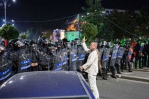 Klaus Iohannis a avut cel mai DUR MESAJ pentru CĂLĂUL protestatarilor din 10 august