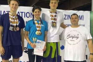 19 medalii la Naţionalele de înot în bazin scurt