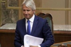 Comisia UE îi dă o palmă lui Teodorovici: ”Libera circulaţie a lucrătorilor, un drept fundamental”