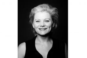 Ofelia Popii, într-un dialog de calitate cu Constantin Chiriac, la Librăria Habitus din Sibiu.