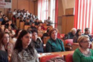 „România 100”, omagierea Unirii printr-o Mică Unire a şcolilor din Caransebeş!