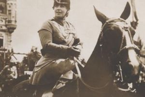 Gest EMOȚIONANT de CENTENAR. Marea Britanie o CELEBREAZĂ pe Regina MARIA