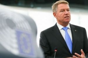 Klaus Iohannis va promulga, joi, Legea privind realizarea Autostrăzii Iaşi-Târgu Mureş