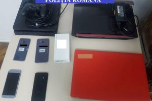 Poliţiştii floreşteni au recuperat din Sibiu bunuri furate din centrul Vivo