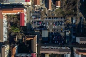 Experimentul parcării etajate din Girocului continuă. Robu: Primul nivel nu va fi la sol