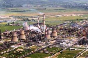 Lukoil îl aduce la conducerea Petrotel Ploieşti pe şeful uneia dintre cele mai mari rafinării din Rusia