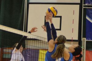 Tur încheiat cu un aparent derby, de clasament