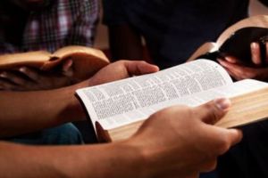 Un text BIBLIC şochează! CONFIRMĂ teoria Big Bang: „Universul se extinde” 