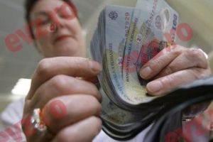 PREMIERĂ în România. Aceşti ANGAJAŢI vor avea SALARIU minim diferenţiat. CRIZA a condus la asta