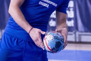 Handbal: CSM Oradea dispută vineri ultimul joc oficial din acest an