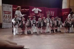 Festivalul Folcloric  Concurs „În paşi de dans şi voie bună”