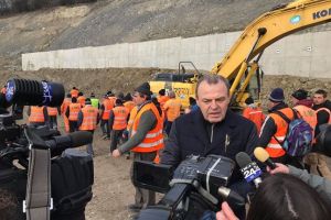Noi promisiuni de la Transporturi: Licitaţia pentru tronsonul cu tuneluri de pe A1 are loc în decembrie