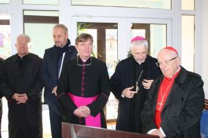 Spitalul din Năsăud a primit un computer tomograf adus tocmai de la Vatican (FOTO)