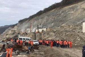 Ministrul Șova recunoaşte înfrângerea: vine iarna pe şantierul lotului 4