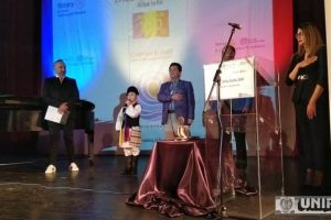 FOTO / VIDEO: Peste 500 de rotarieni, din ţară şi din străinătate, sărbătoresc, alături de Rotary Club Alba Iulia, 100 de ani de la Marea Unire