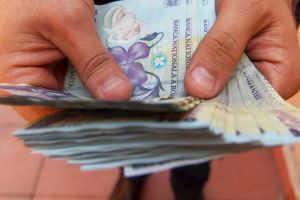 Se poate si invers!: O tanara din Constanta a fost condamnata pentru ca a santajat un baiat