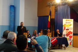 Interviu cu prof. Adrian Ilie, director adjunct al Scolii Constantin Brancusi“ Medgidia:  Desi timpul ramas este limitat, pasiunea pentru istorie si pentru scris nu s-a estompat in niciun fel“