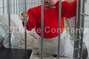 Modificari importante in Legea Adoptiei. Sume importante pentru copiii adoptati in conditii speciale (document)