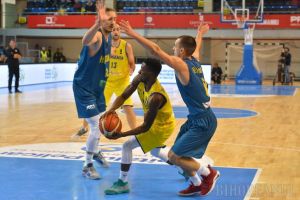 Baschet: România a învins cu 88-83, Kosovo, la Oradea şi păstrează şanse de calificare (FOTO)