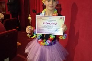 Elev al Colegiului National de Arte Regina Maria, premiat la Festivalul International de Teatru, Muzica si Dans pentru Copii si Tineri Neghinita