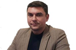 La muţi ani nouă, români dragi!