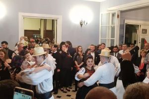 Delegaţie CJ, la Londra: Am adus o parte din bucuria de acasă fraţilor noştri români aflaţi în Marea Britanie