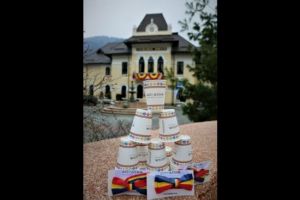 Pentru prima dată Castelul Peleş va fi luminat tricolor iar Garda Republicană Franceză va concerta în aer liber la Sinaia