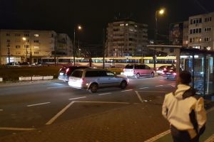 Intersecţia Bălcescu, blocată de tramvaie
