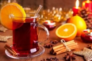 Vinul fiert, proprietăţi MIRACULOASE: Protejează inima şi ţine cancerul la distanţă