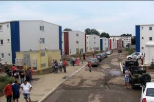 Condiiţii impuse de primăria Constanţa pentru beneficiarii locuinţelor sociale: Copiii la şcoală, curăţenie în cartier, disciplină