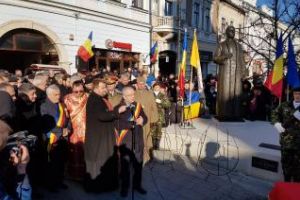 Pe Eroilor a fost dezvelit bustul Cardinalului Iuliu Hossu - FOTO