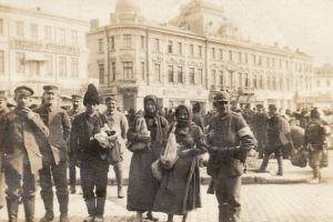 1916/1918 in Valcea: Ocupanţii germani, austrieci si unguri au incendiat şi devastat case, au ucis şi au jefuit oameni lipsiţi de apărare, au siluit femei