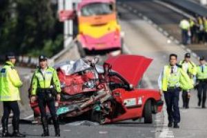 Hong Kong: Grav accident rutier soldat cu 5 morti si 32 de raniti