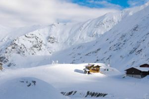 Zăpadă din belşug la Bâlea Lac – Imagini în direct!