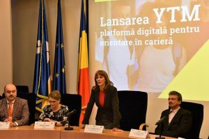 Elevii timişoreni beneficiază acum de un consilier de carieră aflat la doar câteva clickuri distanţă