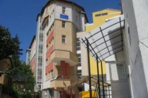 Poveste de CENTENAR de la Pediatrie Cluj. Prin ce coşmar trec mămicile